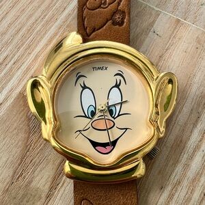 Vintage Timex Disney Dopey seven dwarfs
Snow White licensed watch NEW BATTERY